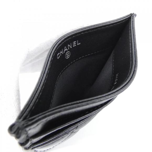 CHANEL Black Lambskin Leather Card Case 8.5cm x 11cm - Picture 4 of 4